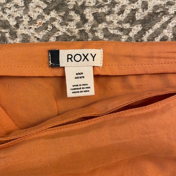 NWOTRoxy Wrap Skirt - Picture 3 of 9